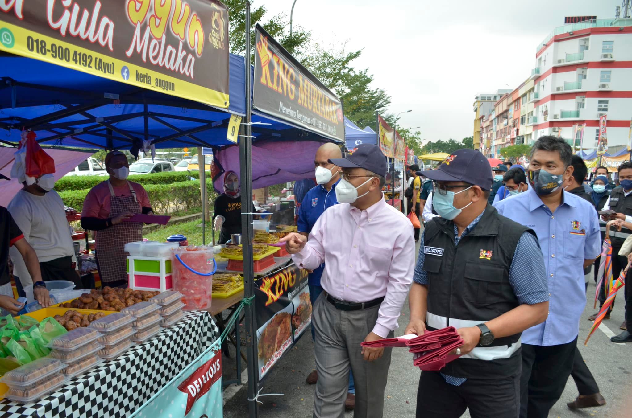 KEMPEN MENGGUNAKAN BEG PLASTIK BIODEGRADASI