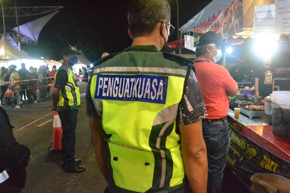 OPERASI BERSEPADU PENGUATKUASAAN PEMANTAUAN BAZAR AIDILFITRI DALAM KAWASAN MAJLIS BANDARAYA SEREMBAN