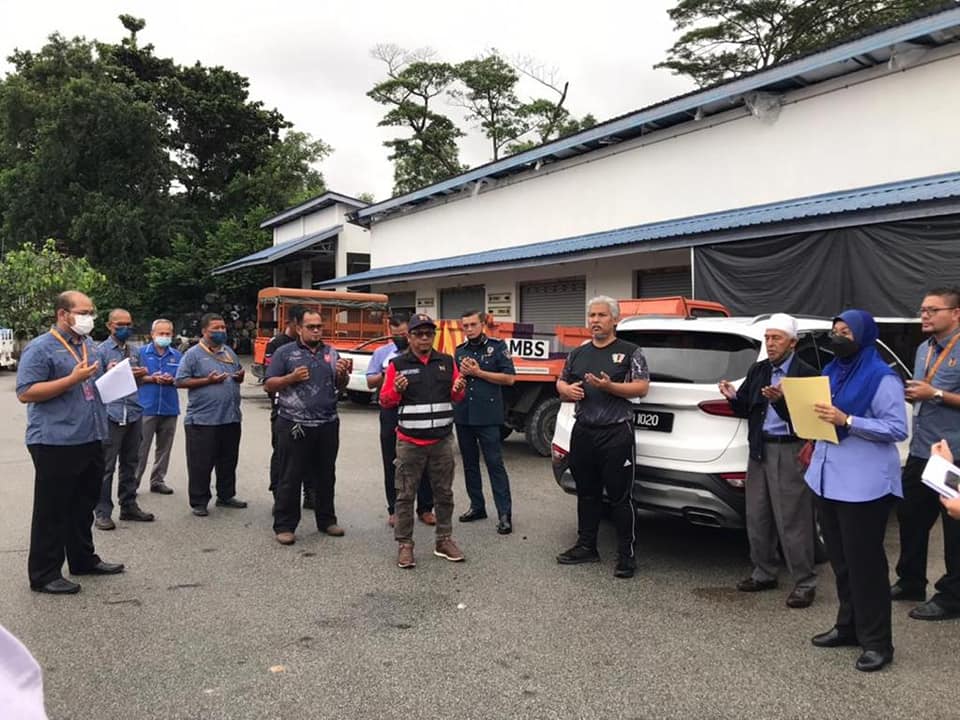 LAWATAN TURUN PADANG OPERASI BANJIR