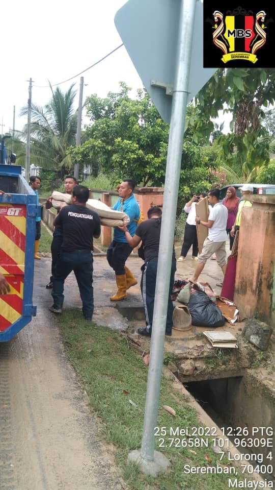 OPERASI GERAK KERJA PEMBERSIHAN BANJIR