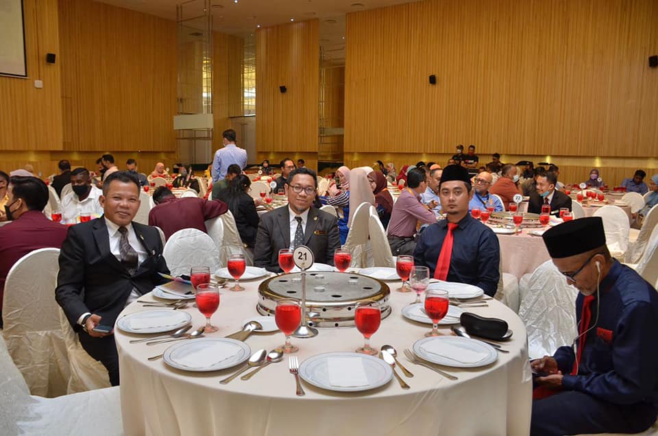 MAJLIS ANUGERAH PERKHIDMATAN CEMERLANG (APC) 2021 PENTADBIRAN KERAJAAN NEGERI SEMBILAN.