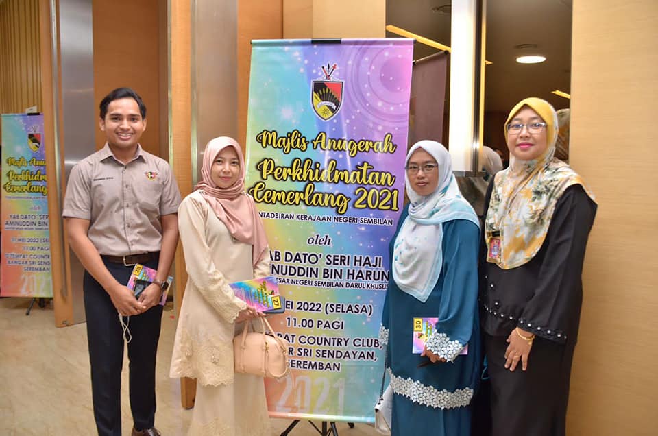 MAJLIS ANUGERAH PERKHIDMATAN CEMERLANG (APC) 2021 PENTADBIRAN KERAJAAN NEGERI SEMBILAN.