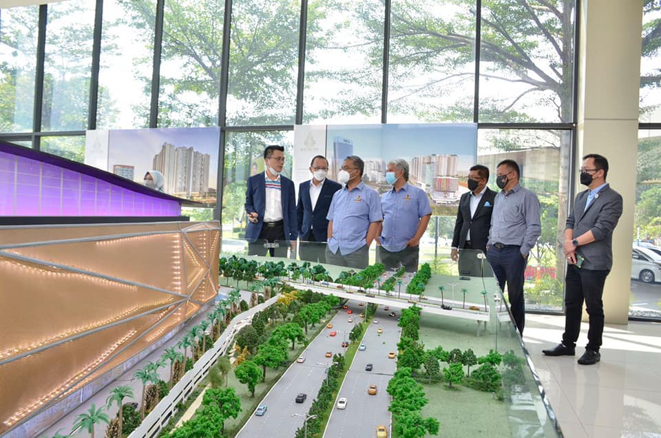 LAWATAN DATUK BANDAR DAN SESI TAKLIMAT PEMBENTANGAN KEMAJUAN PROJEK PELANCONGAN GEMBOX@NILAI 