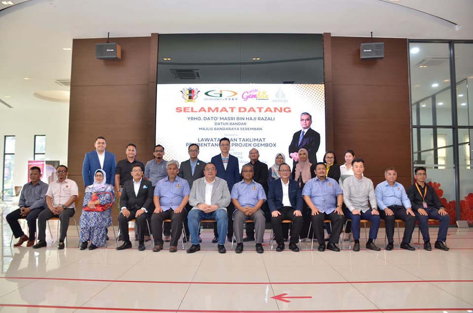 LAWATAN DATUK BANDAR DAN SESI TAKLIMAT PEMBENTANGAN KEMAJUAN PROJEK PELANCONGAN GEMBOX@NILAI 