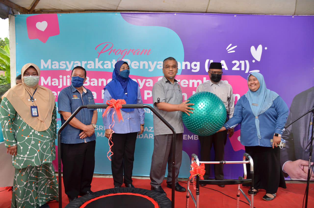 PROGRAM MASYARAKAT PENYAYANG (LA21) BERSAMA PUSAT PEMULIHAN DALAM KOMUNITI (PPDK) PEKAN MANTIN