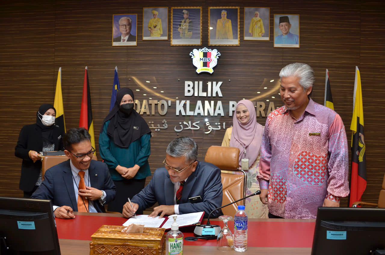 MAJLIS MENANDATANGANI LAPORAN KHIDMAT NASIHAT DI ANTARA MBS BERSAMA (SPRM)