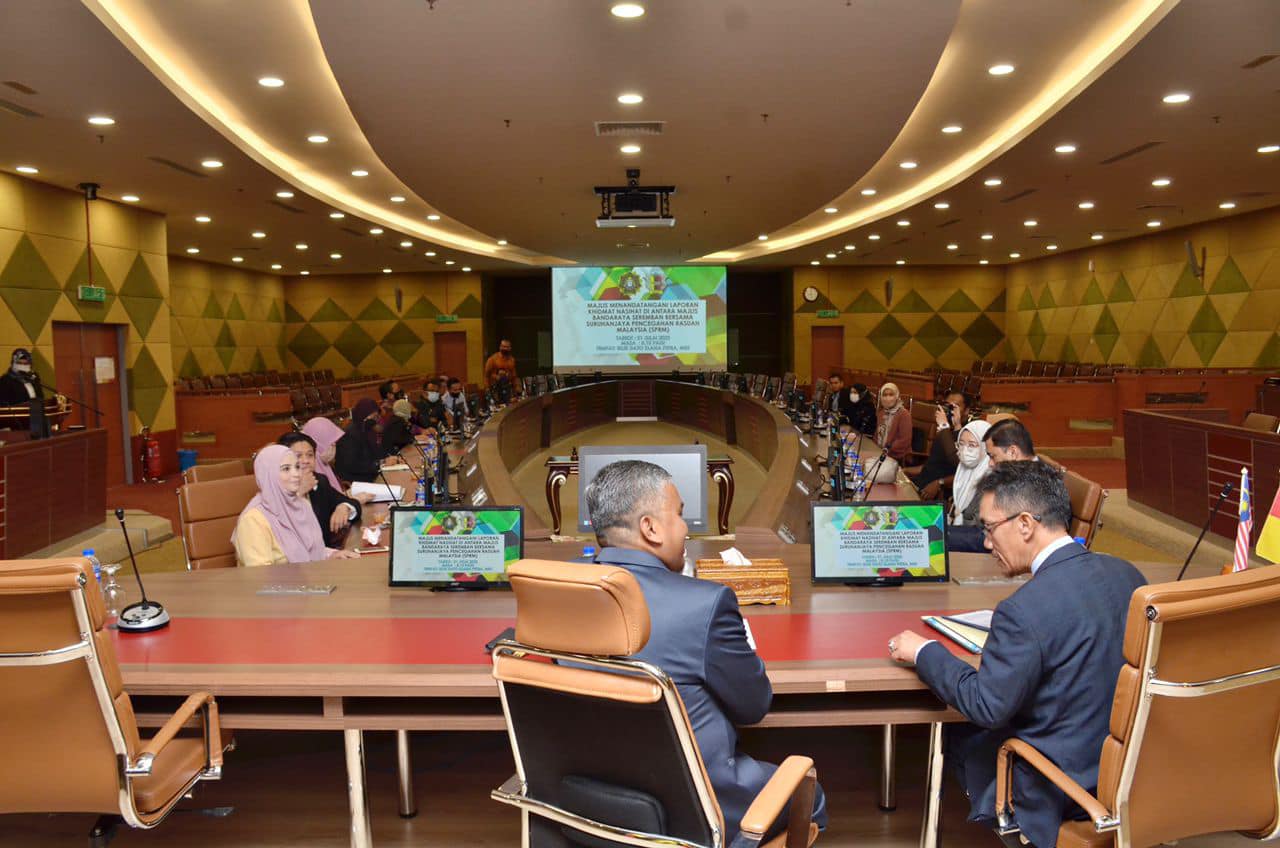 MAJLIS MENANDATANGANI LAPORAN KHIDMAT NASIHAT DI ANTARA MBS BERSAMA (SPRM)