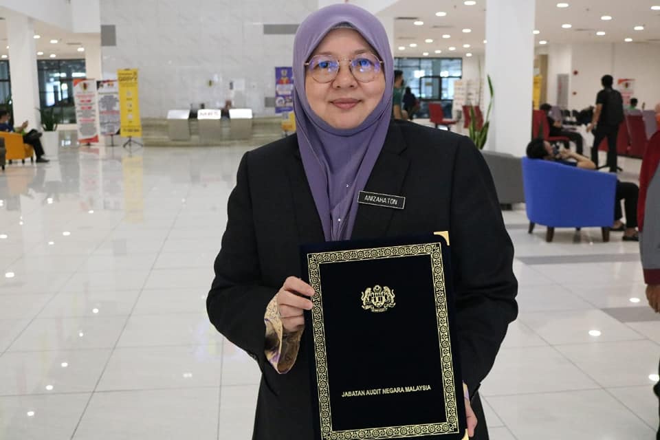 MAJLIS PENYERAHAN SIJIL KETUA AUDIT NEGARA MENGENAI PENYATA KEWANGAN MBS BAGI TAHUN BERAKHIR 31 DISEMBER 2021