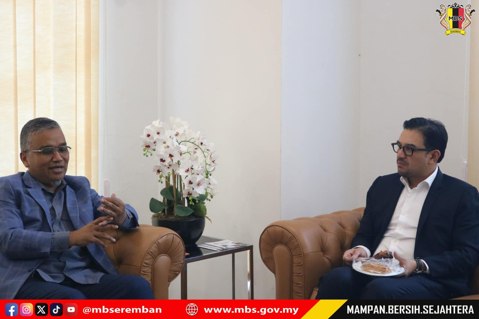 KUNJUNGAN HORMAT DARIPADA Y.M TUNKU DATO' MOHAMED ALAUDDIN TUNKU NAQUIYUDDIN