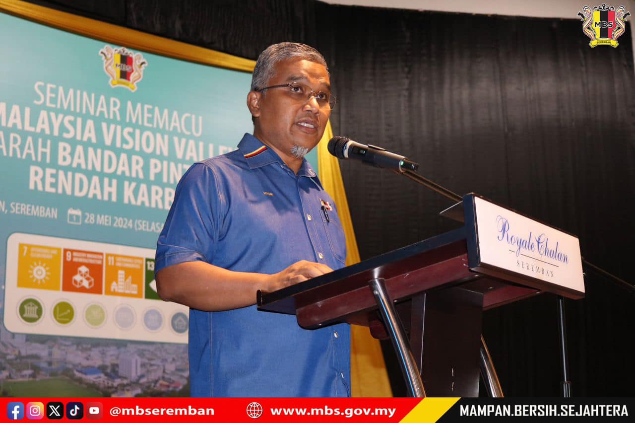 MAJLIS PERASMIAN SEMINAR MEMACU MALAYSIA VISION VALLEY KE ARAH BANDAR PINTAR DAN RENDAH KARBON