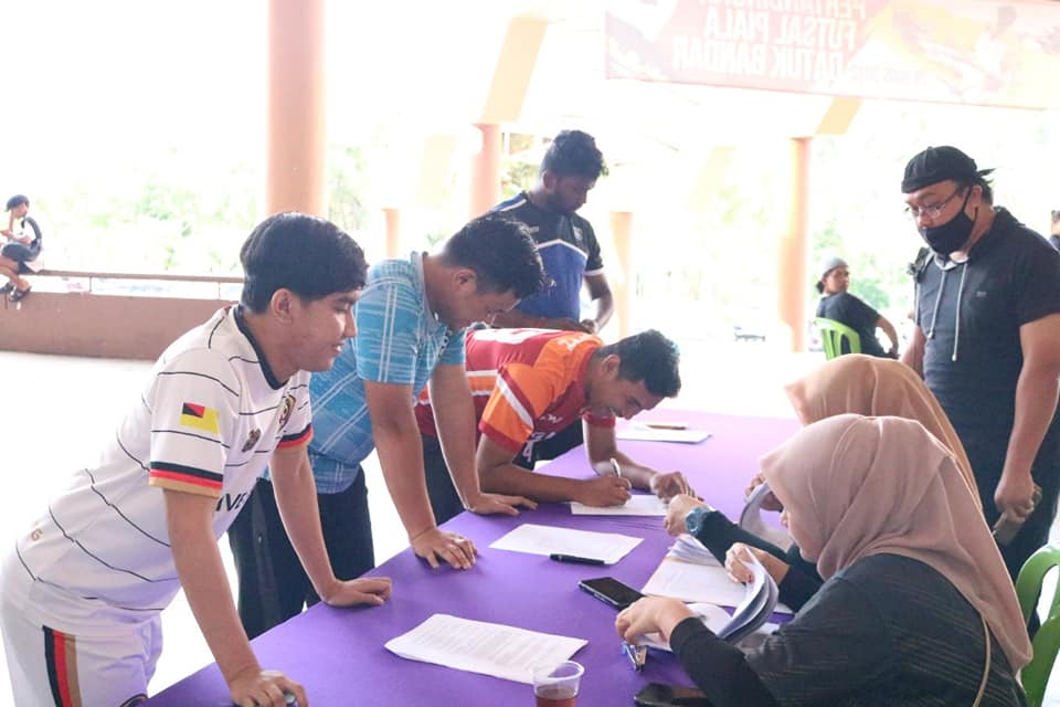 ​PERTANDINGAN FUTSAL PIALA DATUK BANDAR MAJLIS BANDARAYA SEREMBAN SEMPENA HARI KEBANGSAAN MALAYSIA [Click and drag to move] ​