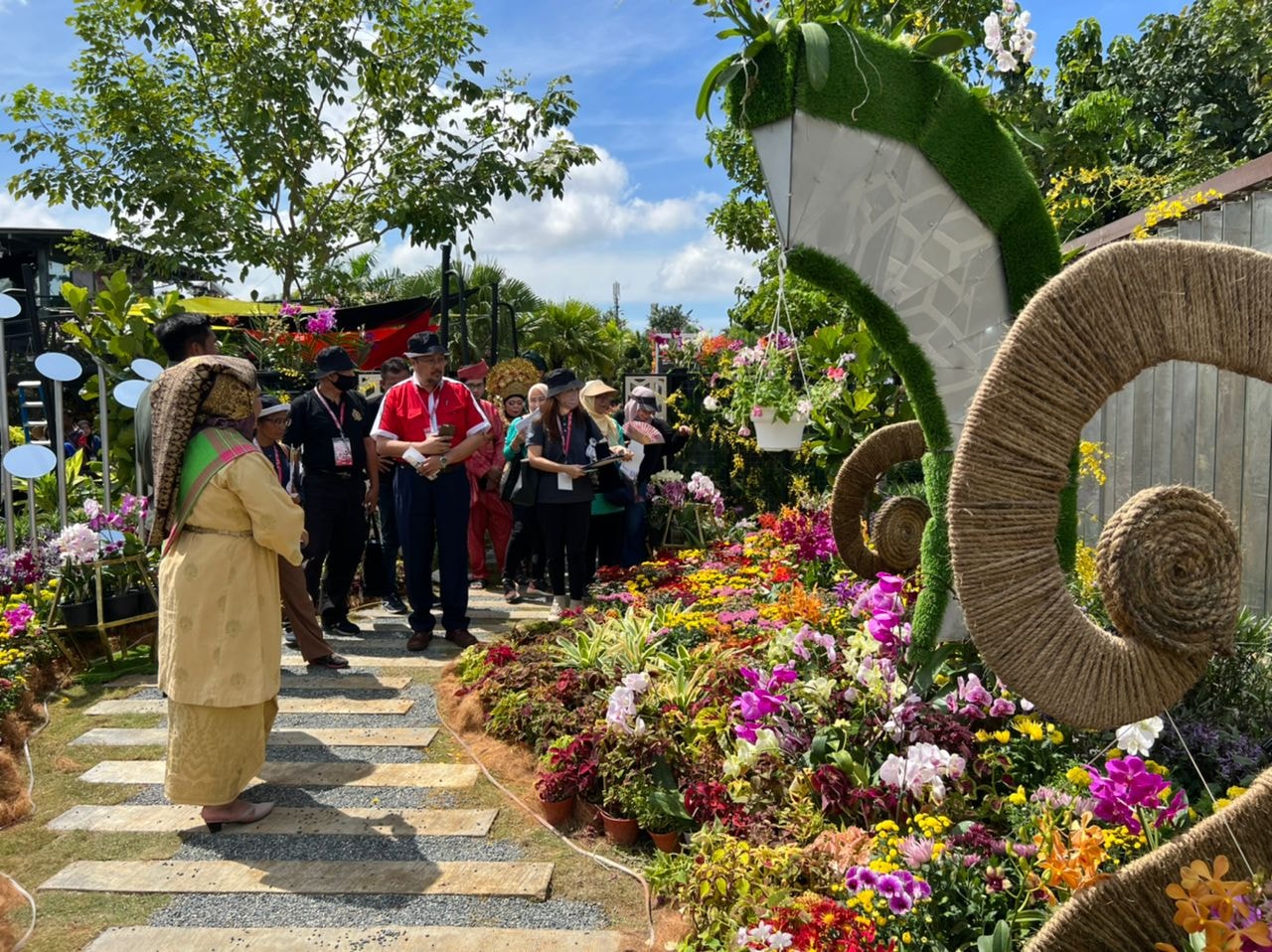 MOH POI KE LAMAN MBS