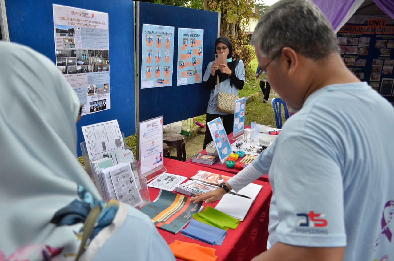 MAJLIS PERASMIAN PROGRAM “HEALTHY AND ACTIVE AGEING” SEMPENA SAMBUTAN HARI WARGA EMAS DAN ALZHEIMER’S DEMENTIA SEDUNIA