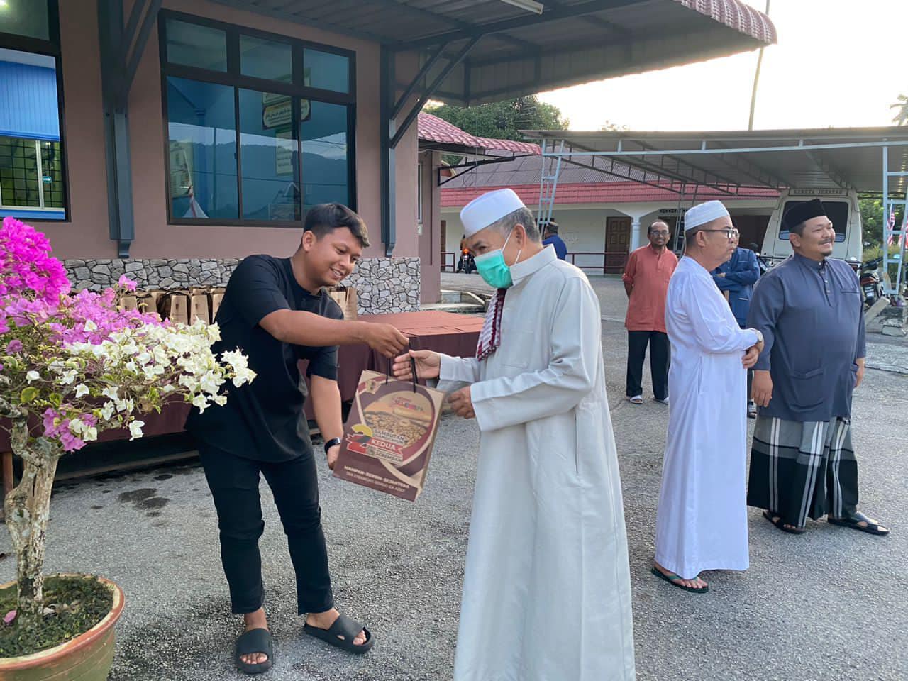 ​MAJLIS BACAAN YASSIN SEMPENA ULANG TAHUN KEDUA MAJLIS BANDARAYA SEREMBAN [Click and drag to move] ​