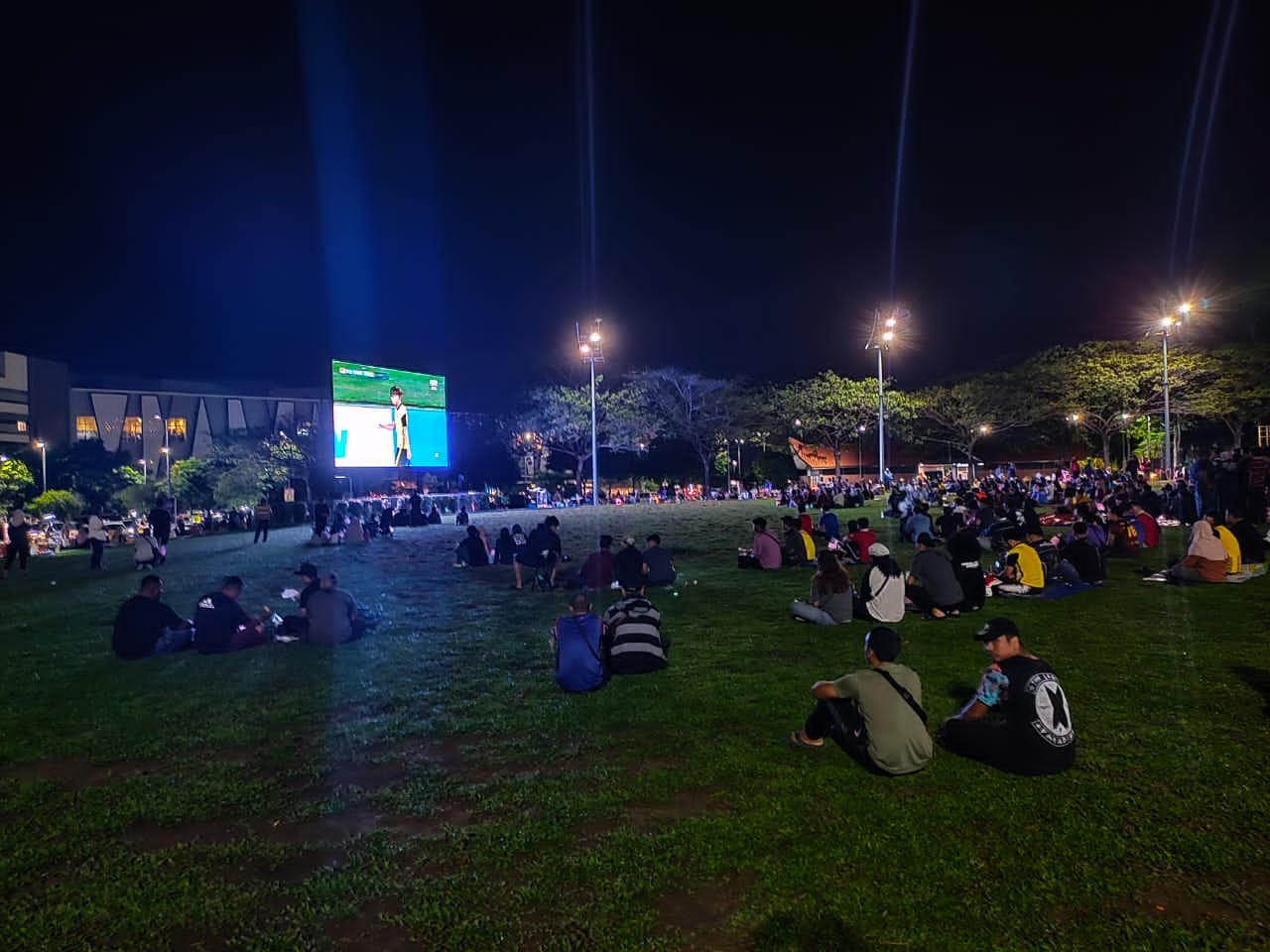 TAYANGAN PERLAWANAN AKHIR PIALA RAJA THAI 2022 DI DATARAN NILAI