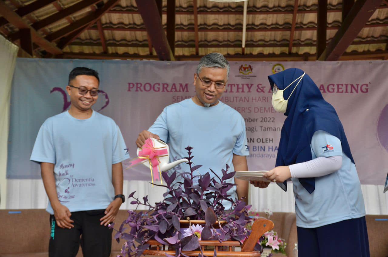 MAJLIS PERASMIAN PROGRAM “HEALTHY AND ACTIVE AGEING” SEMPENA SAMBUTAN HARI WARGA EMAS DAN ALZHEIMER’S DEMENTIA SEDUNIA