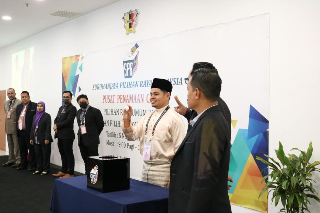 PROSES PENAMAAN CALON P.128 PARLIMEN SEREMBAN BAGI PILIHAN RAYA UMUM KE-15