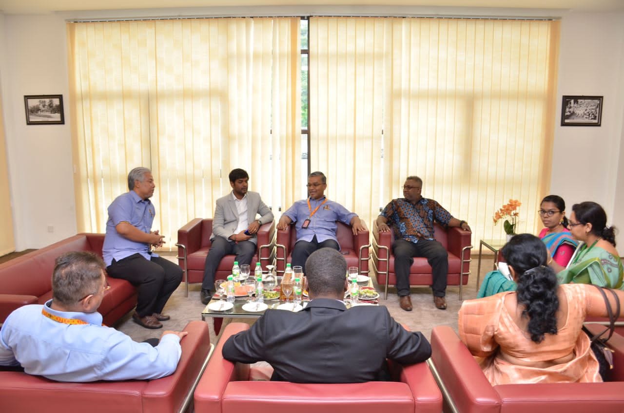 KUNJUNGAN DELEGASI ROYAL COMMONWEALT SOCIETY ASIA REGIONAL KE MAJLIS BANDARAYA SEREMBAN