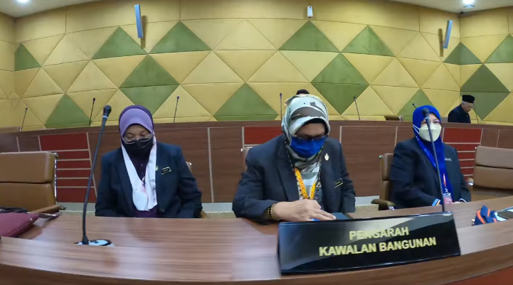 ANGKAT SUMPAH AHLI MAJLIS