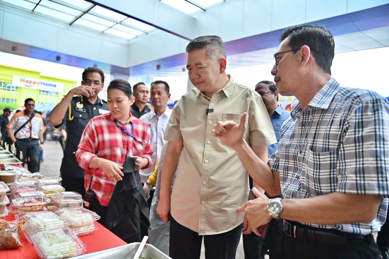 SESI WALKABOUT BAZAR RAMADHAN RAHMAH (BRR) & PROGRAM INISIATIF PENDIGITALAN SEKTOR PERUNCITAN (REDI) PERINGKAT NEGERI SEMBILAN