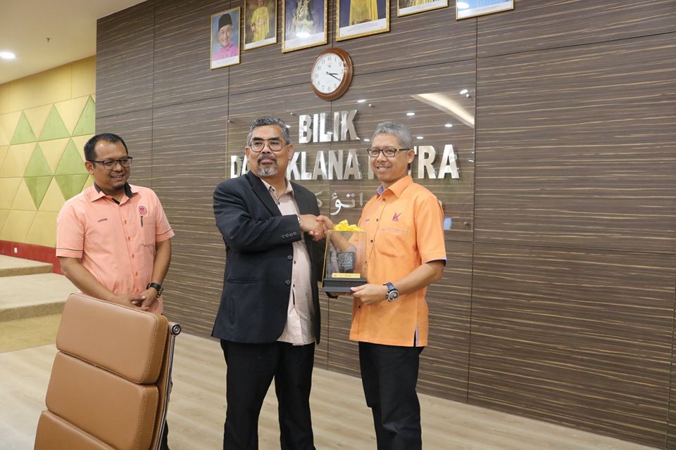 ​  Lawatan Kerja Pegawai Dan Kakitangan Lembaga Kemajuan Terengganu Tengah (KETENGAH) ke Majlis Bandaraya Seremban [Click and drag to move] ​
