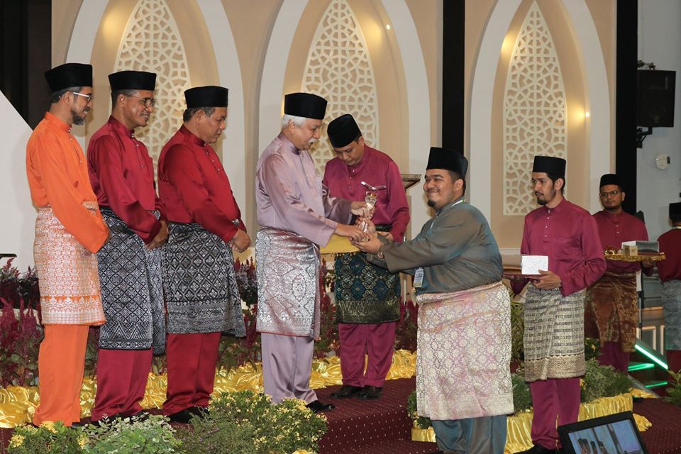 MAJLIS PENUTUPAN & PENYAMPAIAN HADIAH MAJLIS TILAWAH & MENGHAFAZ AL-QURAN PERINGKAT NEGERI SEMBILAN 1441H/2020M