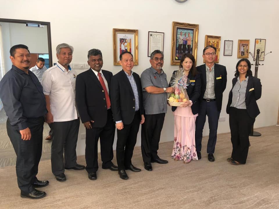 KUNJUNGAN HORMAT DARIPADA PERSATUAN PEMAJU HARTANAH DAN PERUMAHAN MALAYSIA (REHDA) CAWANGAN NEGERI SEMBILAN