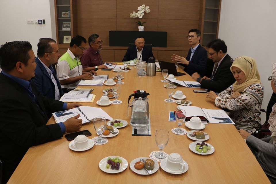 Kunjungan Hormat daripada Seremban Half Marathon oleh YAM Tunku Dato’ Seri Utama Naquiyuddin Ibni Almarhum Tuanku Ja’afar dan YM Tunku Dato’ Mohamed Alauddin Tunku Naquiyuddin