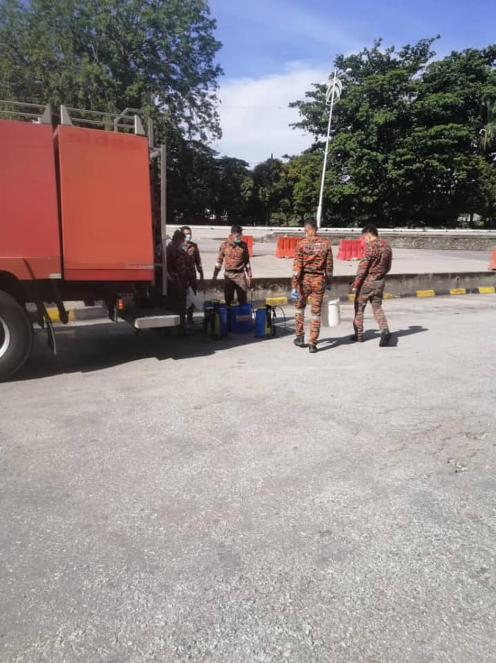 DISINFEKSI KAWALAN NOVEL CORONAVIRUS COVID - 19 OLEH JABATAN BOMBA DAN PENYELAMAT MALAYSIA, NEGERI SEMBILAN