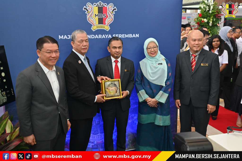 BANDARAYA SEREMBAN TERIMA PENGHARGAAN BANDARAYA PALING MAMPAN 2025