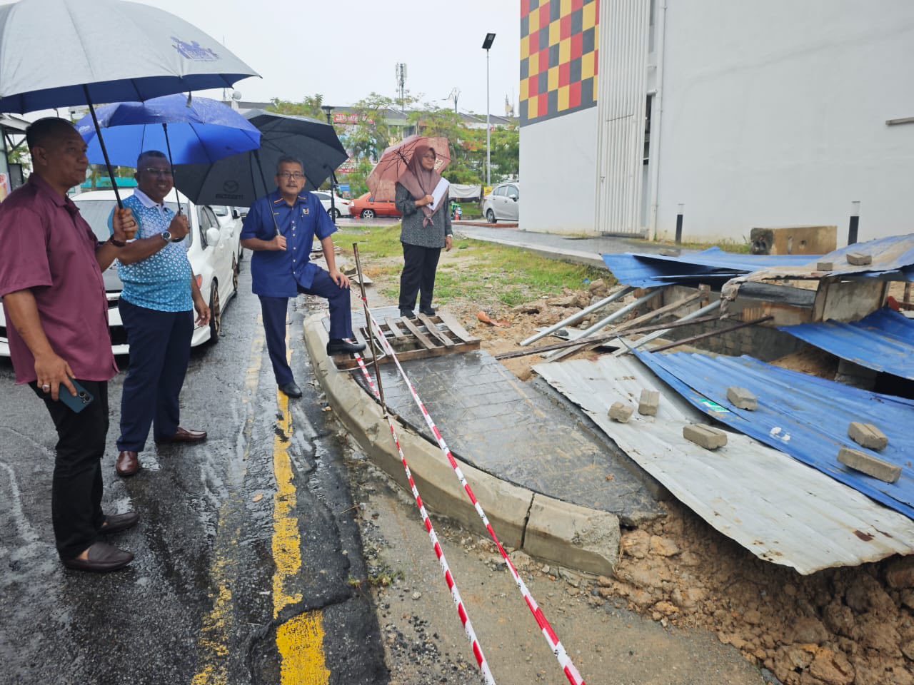DATUK BANDAR TINJAU KEMUDAHAN BENTENG AMPANGAN DAN PROJEK DEWAN KOMUNITI AMPANGAN