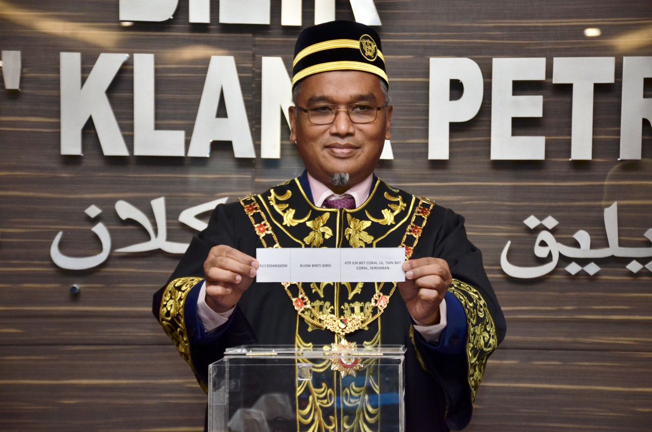 NAMA PEMENANG BAGI KEMPEN CABUTAN BERTUAH KEPADA PEMBAYAR SECARA ATAS TALIAN DENGAN BAYARAN PENUH CUKAI TAKSIRAN SEHINGGA 30 JUN 2023 BAGI BAGI BULAN SEPTEMBER 2022