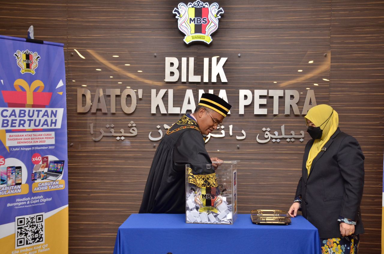 NAMA PEMENANG BAGI KEMPEN CABUTAN BERTUAH KEPADA PEMBAYAR SECARA ATAS TALIAN DENGAN BAYARAN PENUH CUKAI TAKSIRAN SEHINGGA 30 JUN 2023 BAGI BAGI BULAN SEPTEMBER 2022