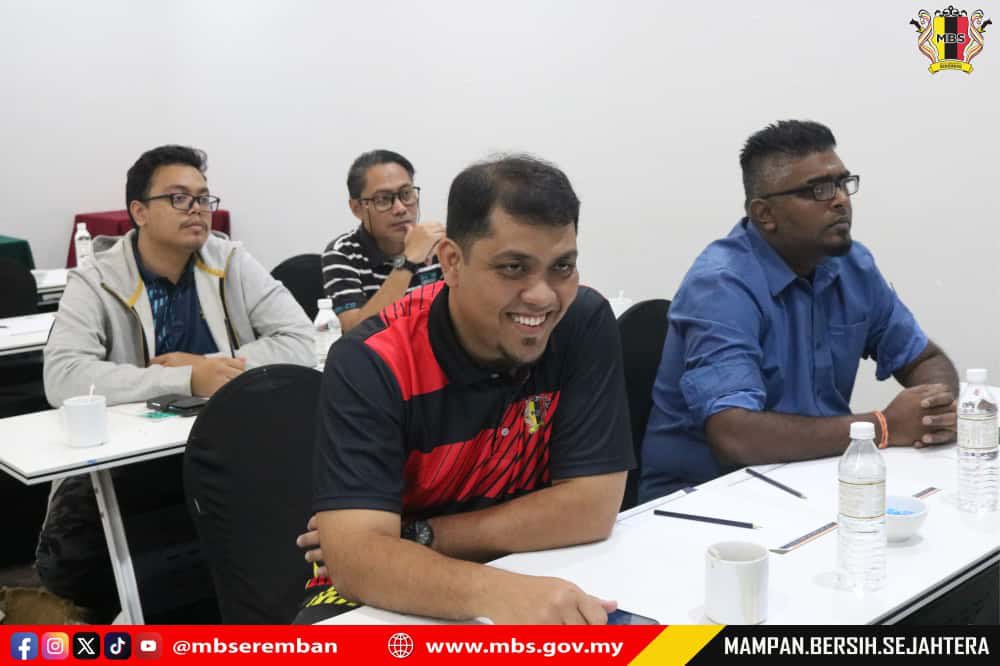 KURSUS PENGURUSAN KAUNTER PROFESIONAL: WAJAH MESRA MBS