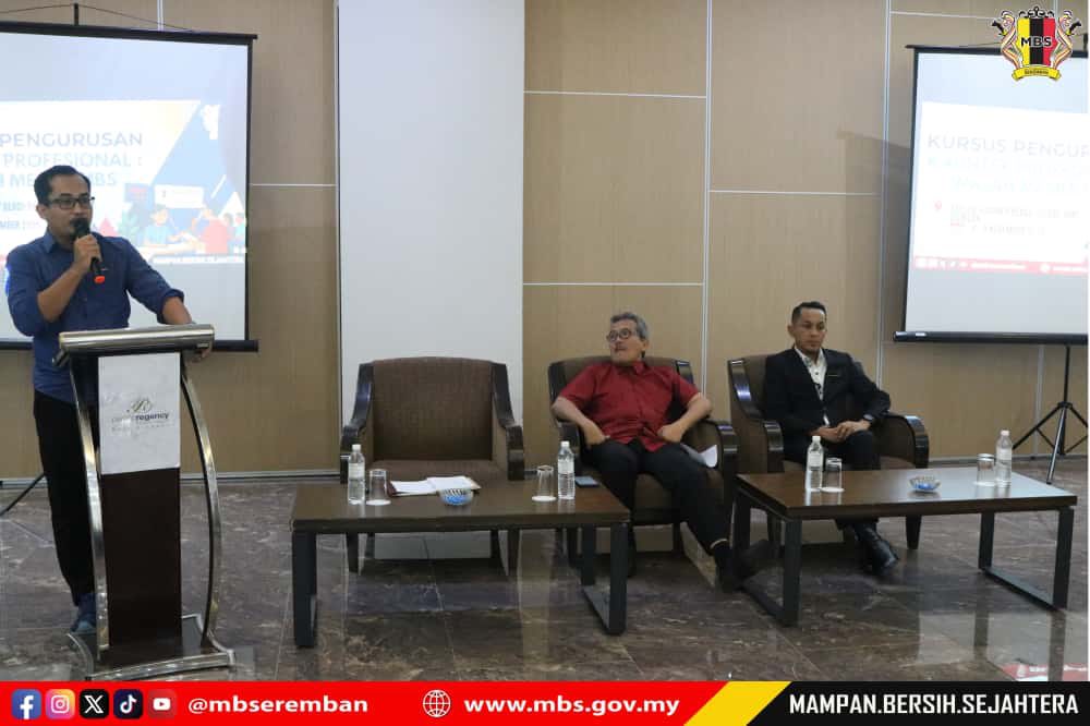 KURSUS PENGURUSAN KAUNTER PROFESIONAL: WAJAH MESRA MBS