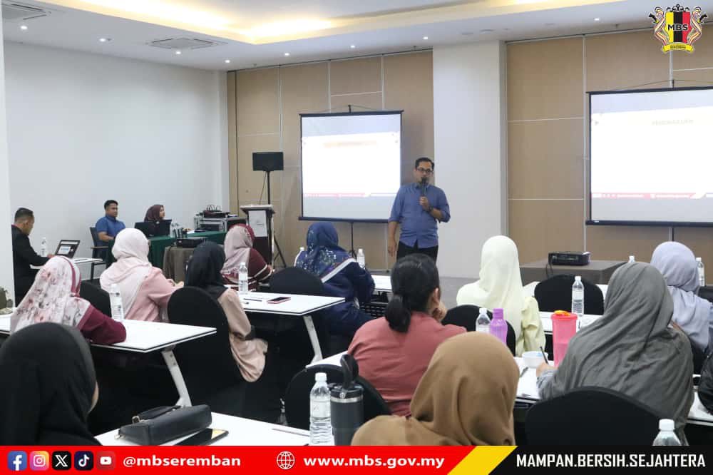 KURSUS PENGURUSAN KAUNTER PROFESIONAL: WAJAH MESRA MBS