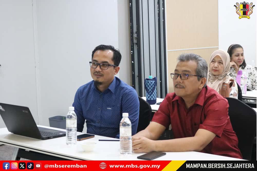 KURSUS PENGURUSAN KAUNTER PROFESIONAL: WAJAH MESRA MBS