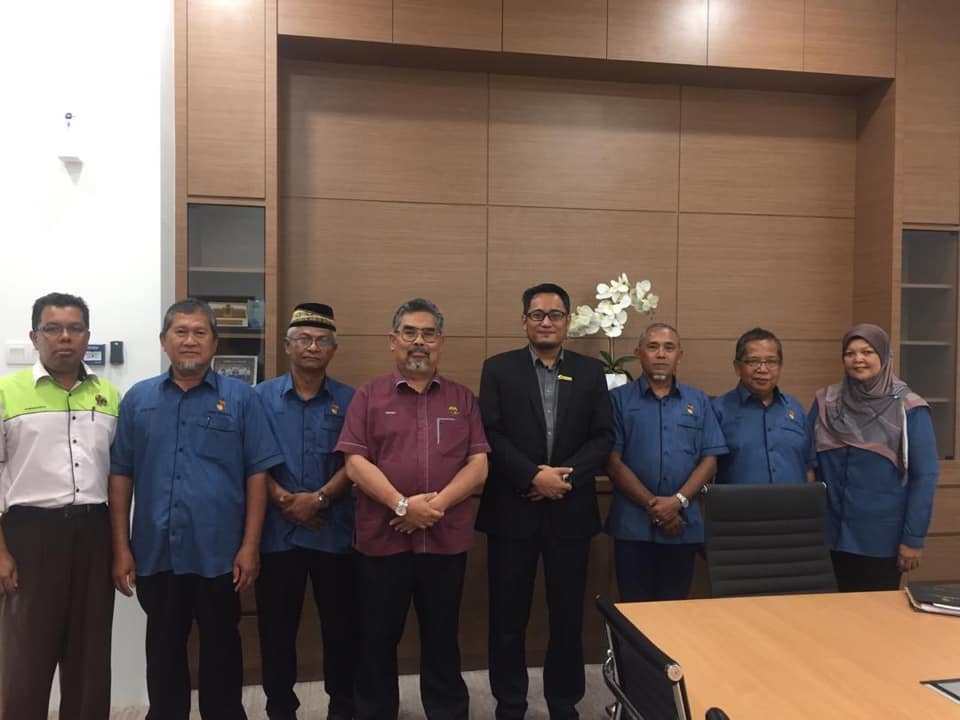 Kunjungan Hormat daripada MPKK Dun Sikamat