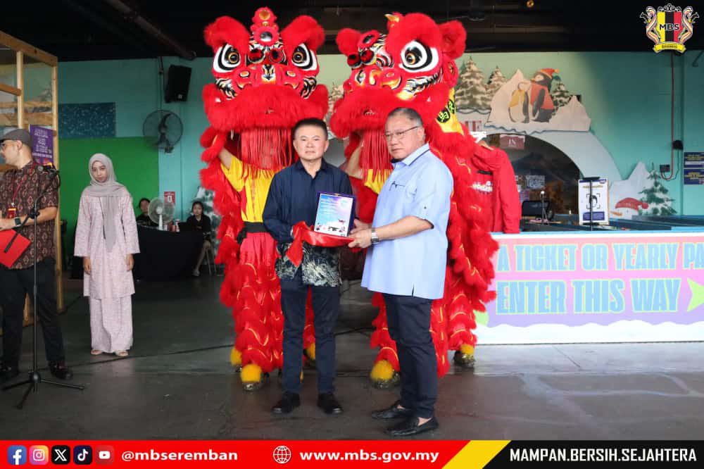 LAWATAN KE SNOWLIM WONDERLAND