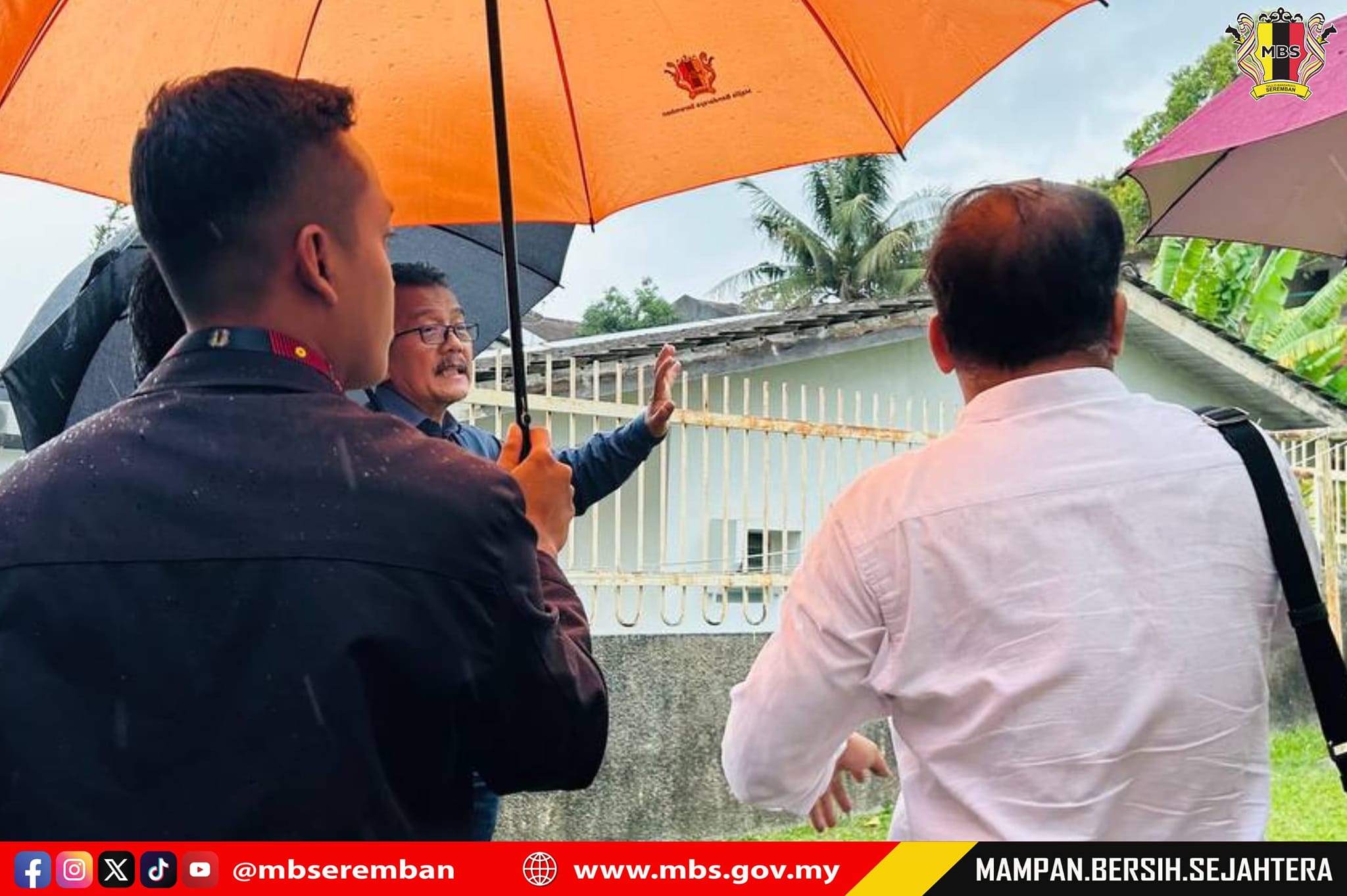 LAWATAN TURUN PADANG DATUK BANDAR