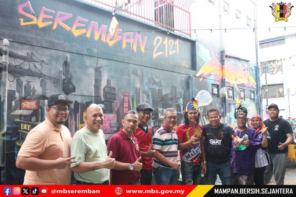 LAWATAN TURUN PADANG DATUK BANDAR