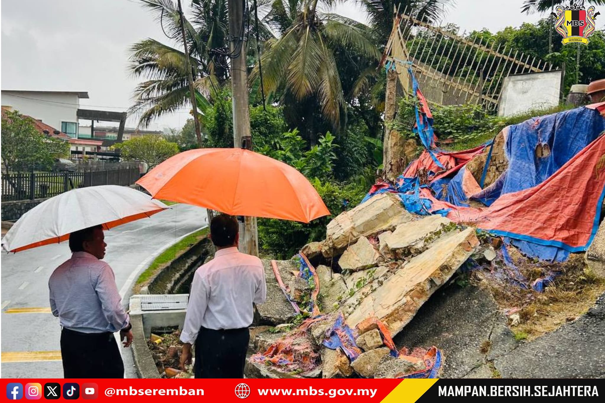 LAWATAN TURUN PADANG DATUK BANDAR