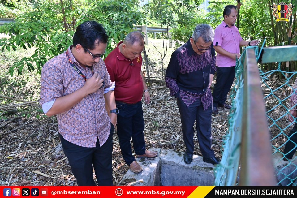 LAWATAN TURUN PADANG DATUK BANDAR