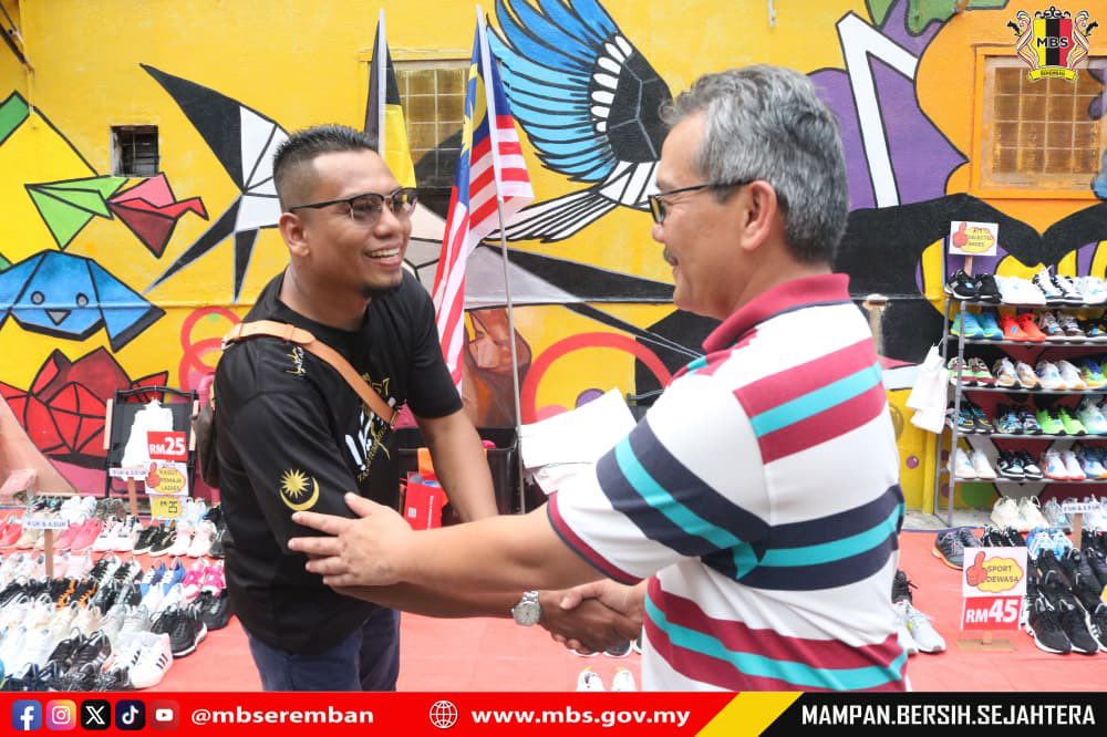 LAWATAN TURUN PADANG DATUK BANDAR