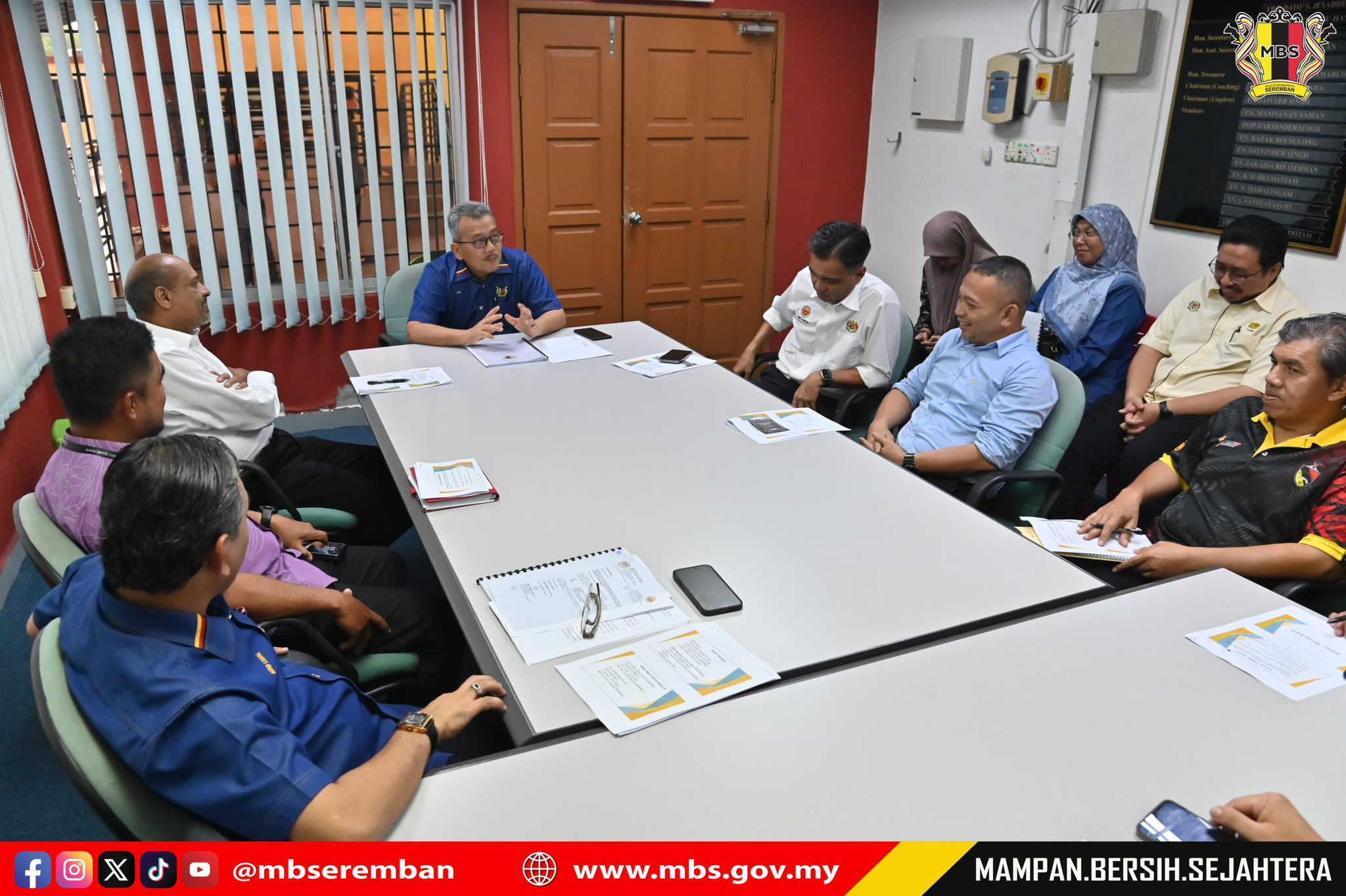 LAWATAN KETUA SETIAUSAHA KEMENTERIAN BELIA DAN SUKAN KE PROJEK MENAIK TARAF STADIUM HOKI TAN SRI DATO’ HAJI MOHD SAID, SEREMBAN 2, NEGERI SEMBILAN 