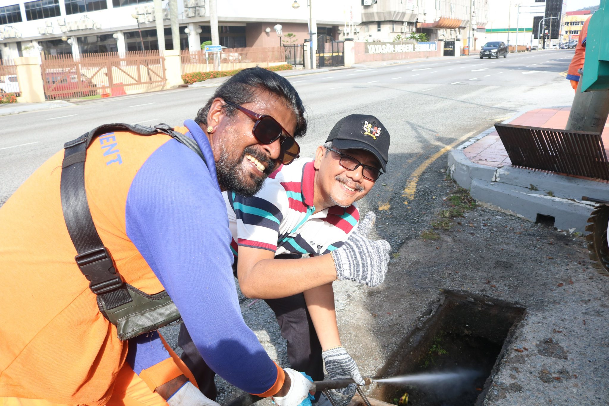 OPERASI PEMBERSIHAN DI PUSAT BANDAR SEREMBAN