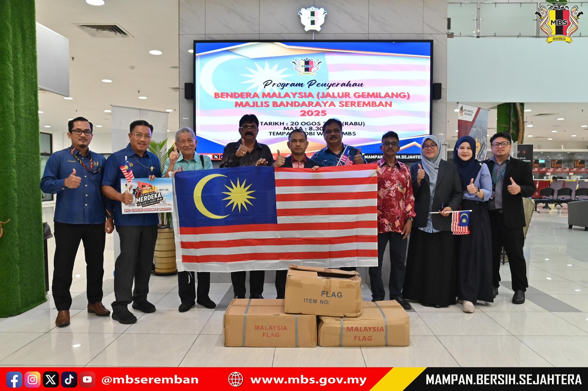 SUMBANGAN BENDERA MALAYSIA (JALUR GEMILANG) SEMPENA PROGRAM KEMBARA MERDEKA AKAR UMBI NEGERI SEMBILAN 2025