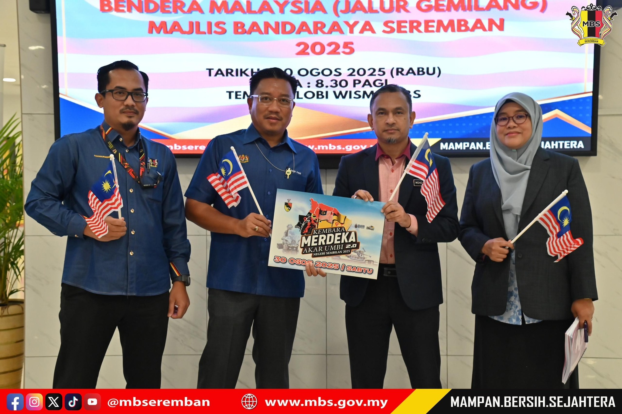 SUMBANGAN BENDERA MALAYSIA (JALUR GEMILANG) SEMPENA PROGRAM KEMBARA MERDEKA AKAR UMBI NEGERI SEMBILAN 2025