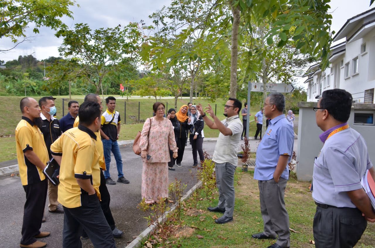 Lawatan Turun Padang