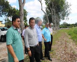 YBhg. Dato’ Haji Zazali bin Salehudin Datuk Bandar Majlis Bandaraya Seremban telah mengadakan Sesi Lawatan Turun Padang ke Stadium Hoki, Seremban 2